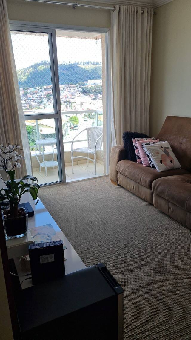 Apartamento à venda com 3 quartos, 80m² - Foto 3