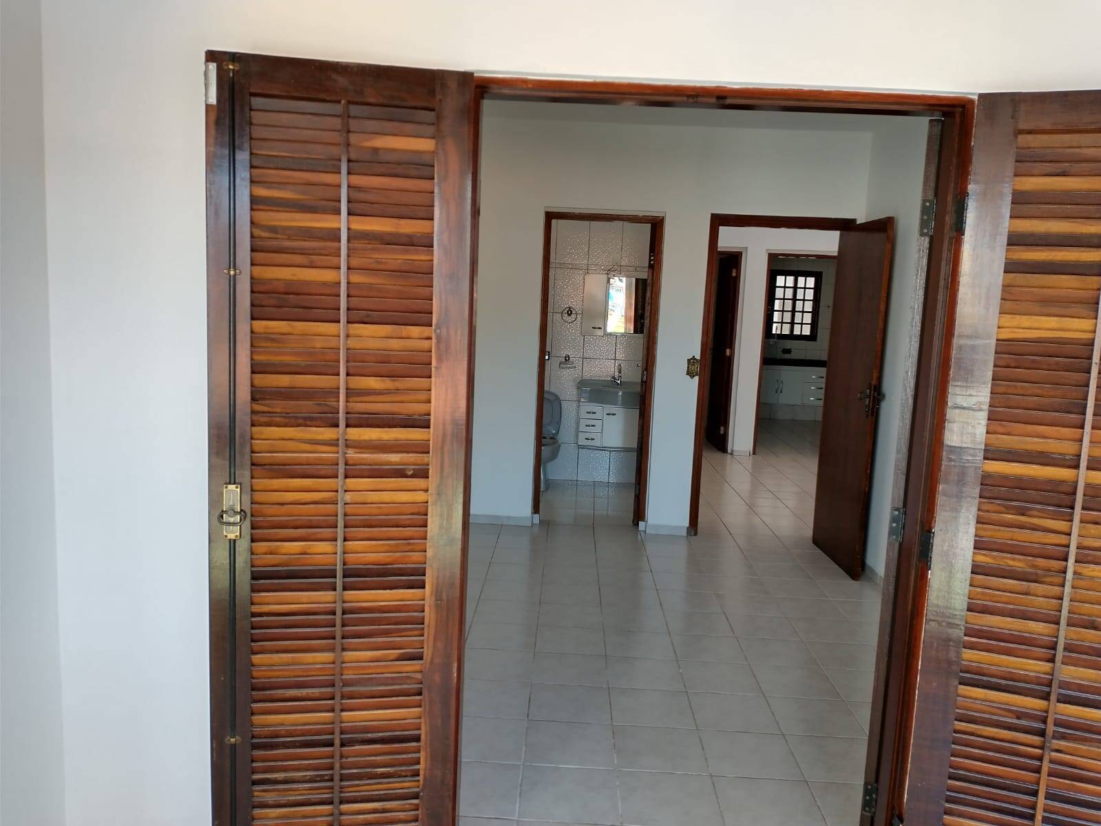 Casa à venda com 2 quartos, 159m² - Foto 5