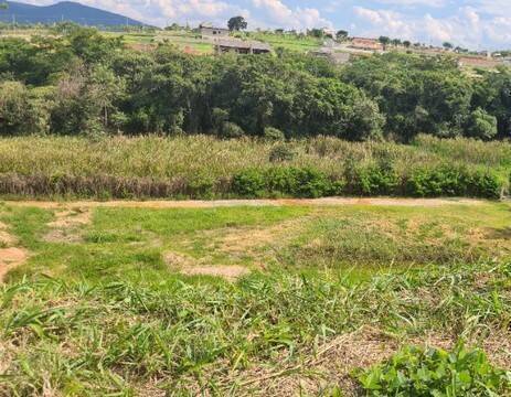 Terreno à venda, 1005m² - Foto 2