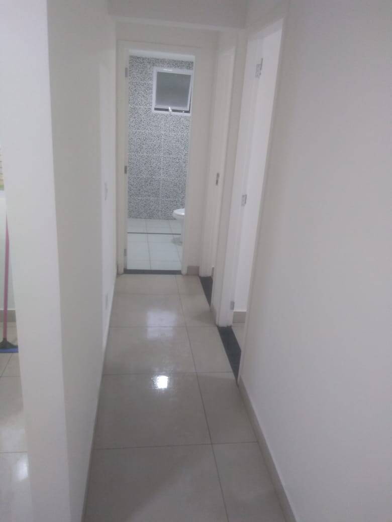 Apartamento à venda com 2 quartos, 43m² - Foto 3