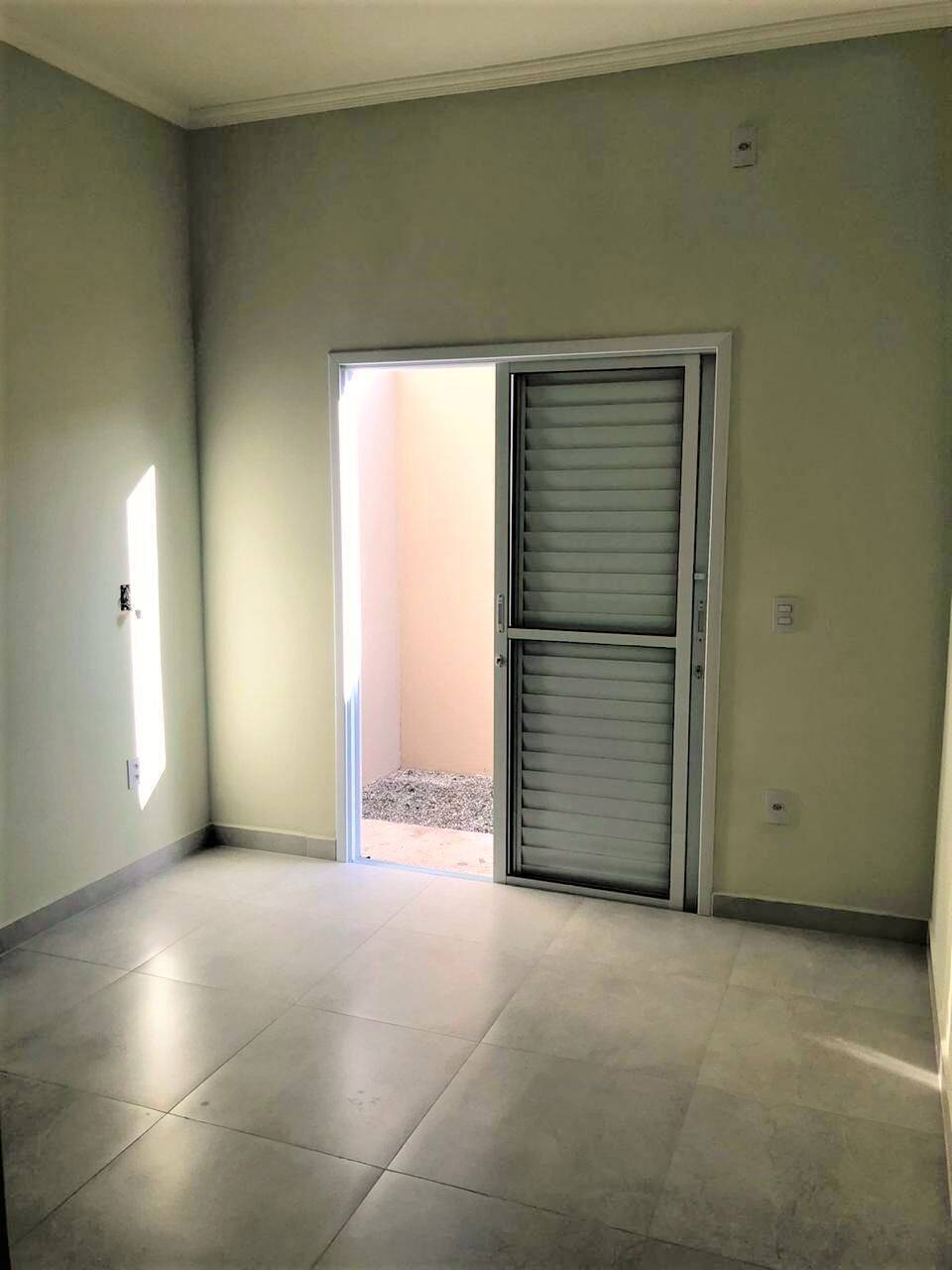 Casa à venda com 3 quartos, 76m² - Foto 5