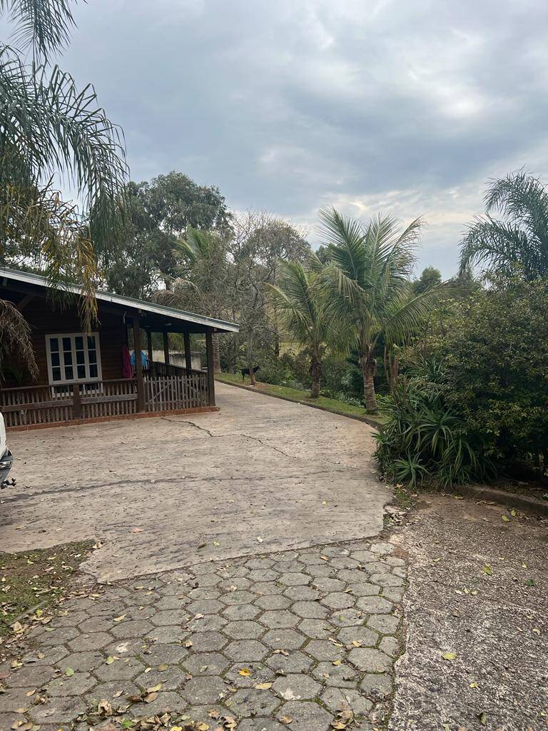 Casa à venda com 6 quartos, 5000m² - Foto 28