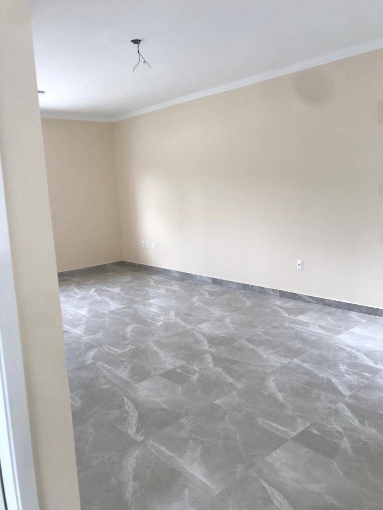 Casa à venda com 3 quartos, 135m² - Foto 3