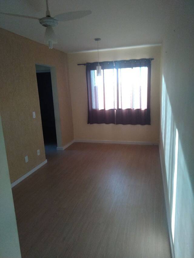 Apartamento à venda com 2 quartos, 50m² - Foto 2