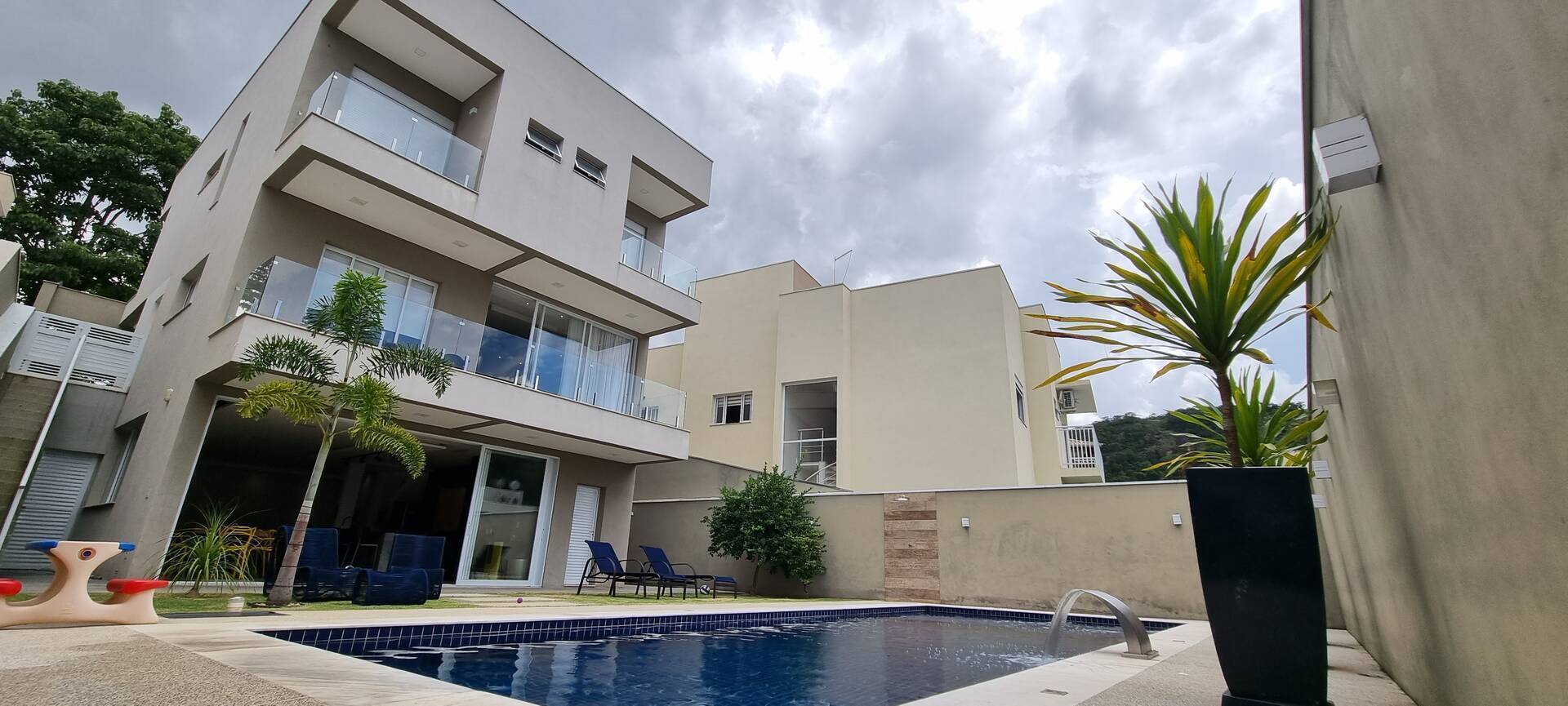 Casa de Condomínio à venda com 3 quartos, 340m² - Foto 43