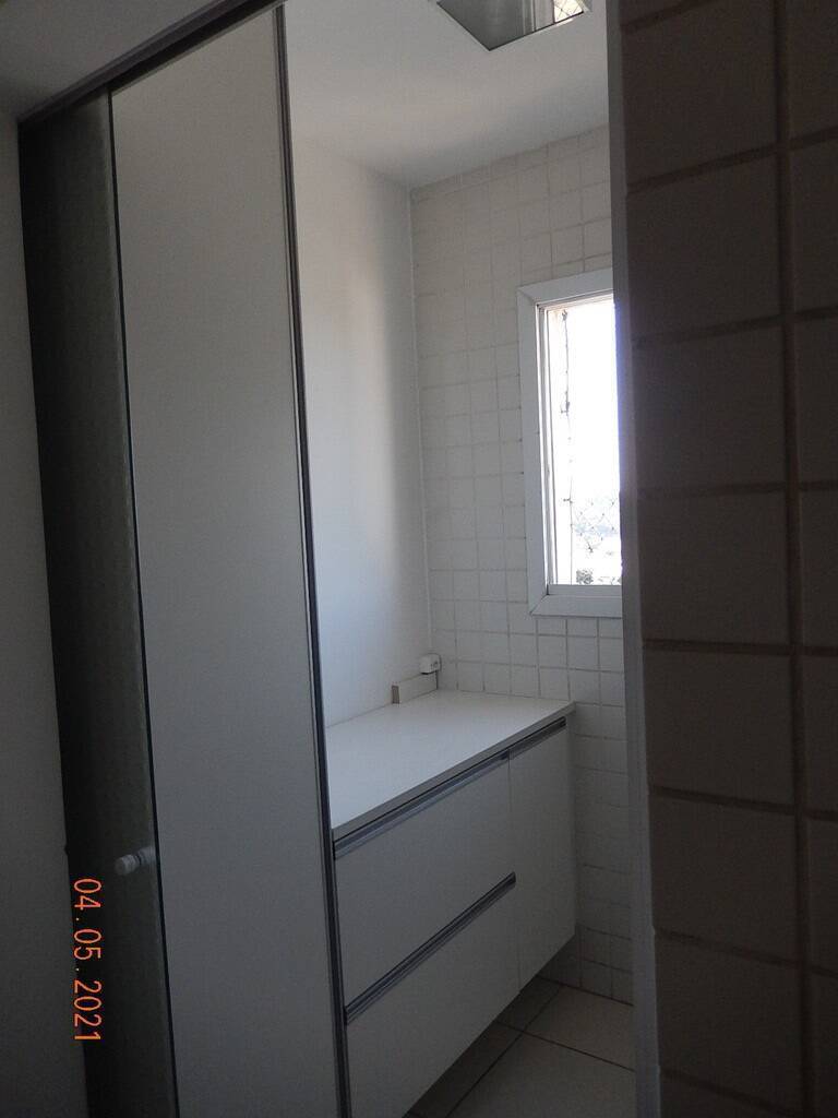 Apartamento à venda com 4 quartos, 190m² - Foto 6