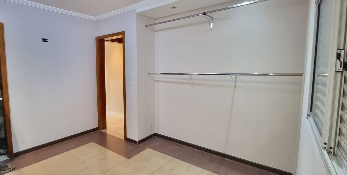 Casa à venda com 3 quartos, 230m² - Foto 17