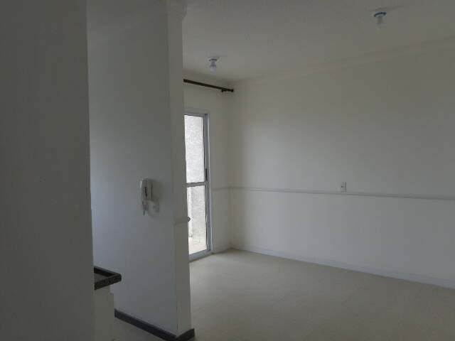 Apartamento à venda com 2 quartos, 49m² - Foto 2