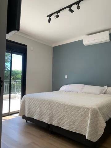 Casa de Condomínio à venda com 3 quartos, 215m² - Foto 10