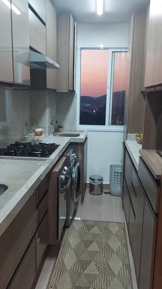 Apartamento à venda com 3 quartos, 65m² - Foto 2