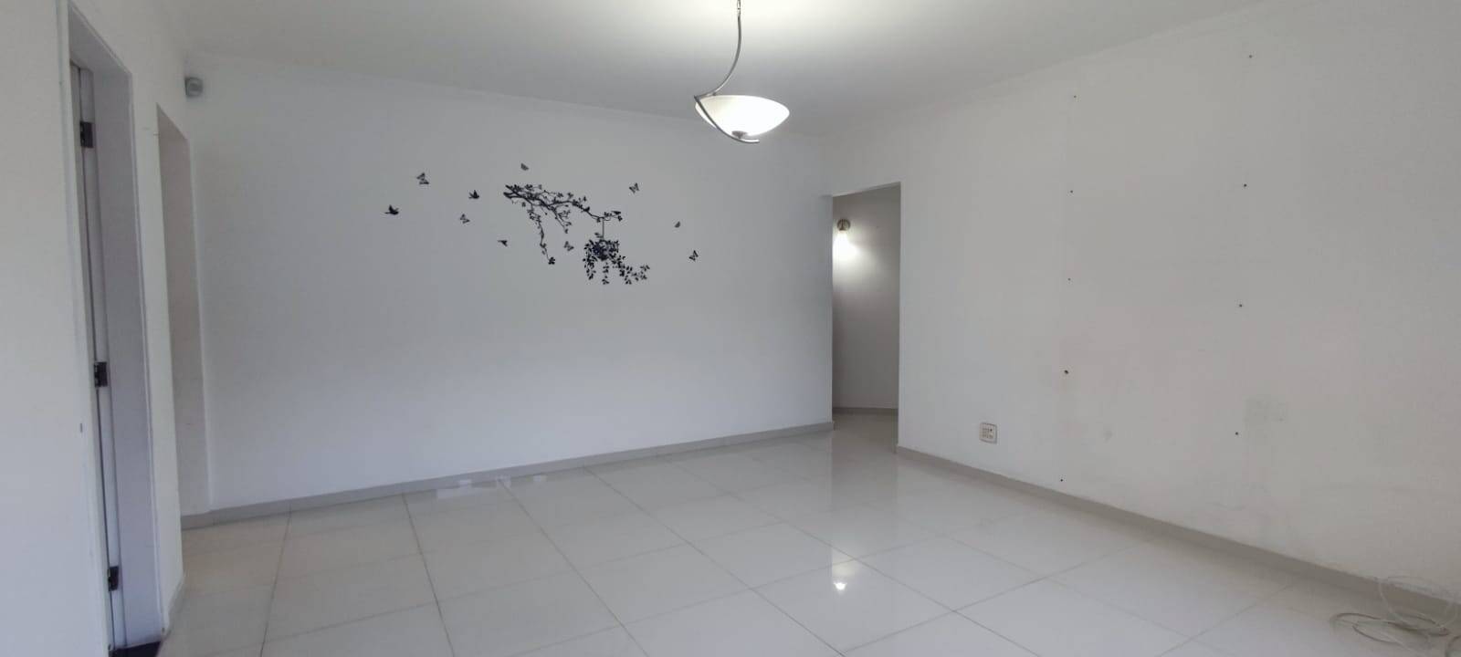 Casa à venda com 2 quartos, 318m² - Foto 11