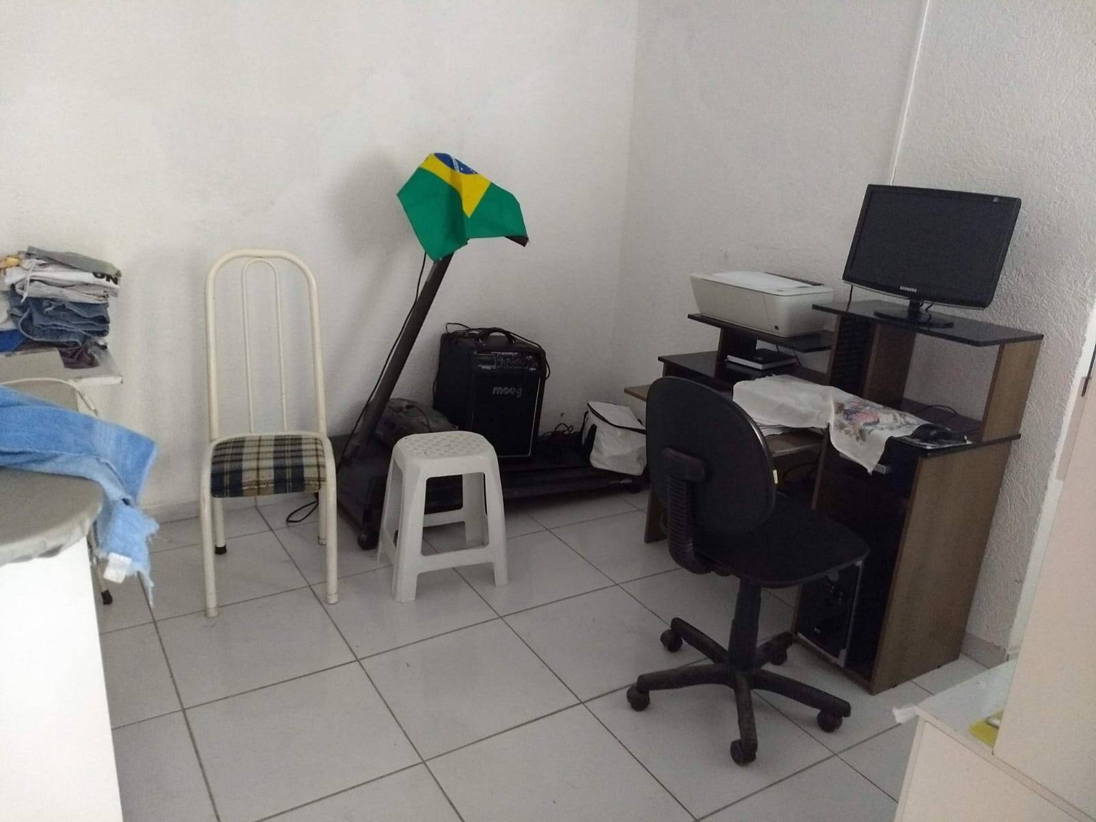 Casa à venda com 3 quartos, 191m² - Foto 4