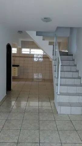 Casa à venda com 4 quartos, 167m² - Foto 3