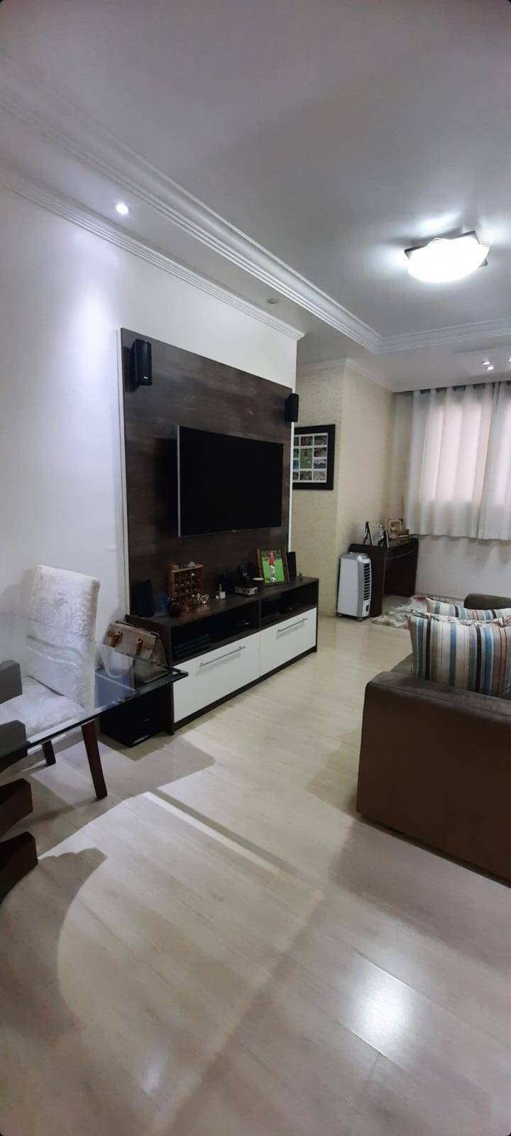 Apartamento à venda com 2 quartos, 60m² - Foto 4