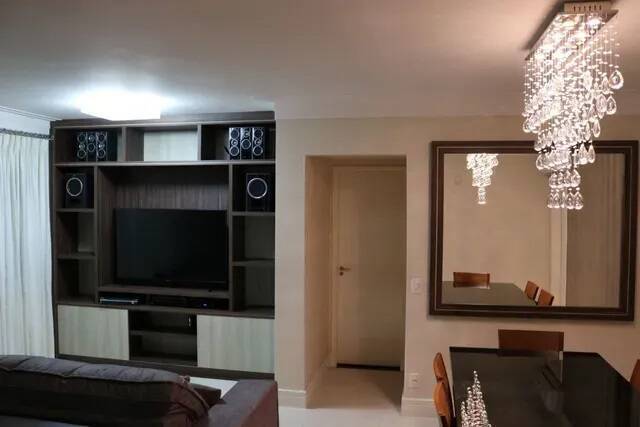 Apartamento à venda com 3 quartos, 127m² - Foto 2