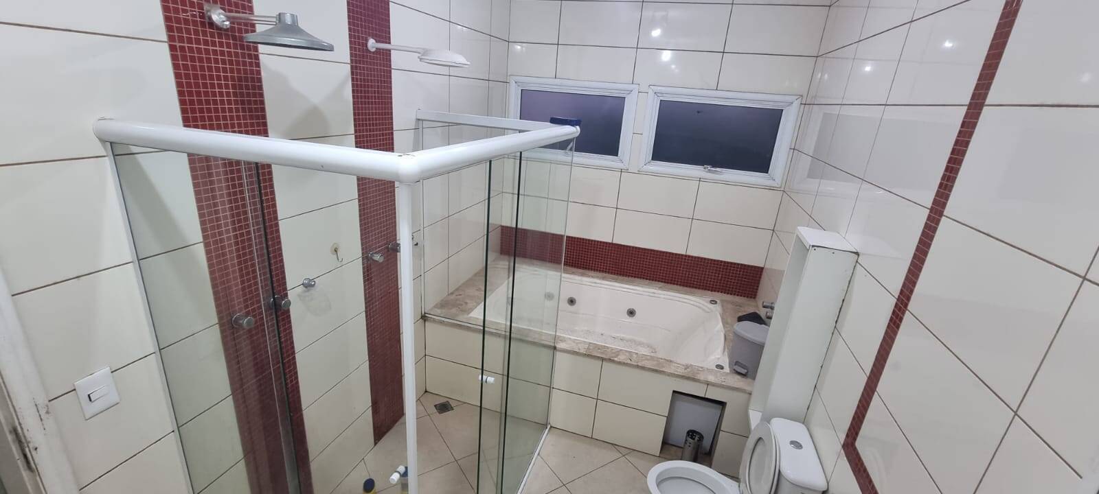 Casa de Condomínio para alugar com 6 quartos, 365m² - Foto 20