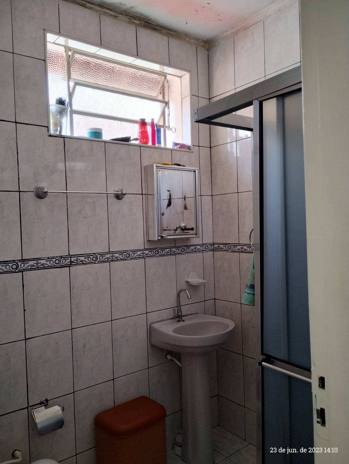 Casa à venda com 4 quartos, 250m² - Foto 17