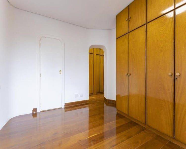 Apartamento à venda com 4 quartos, 357m² - Foto 28