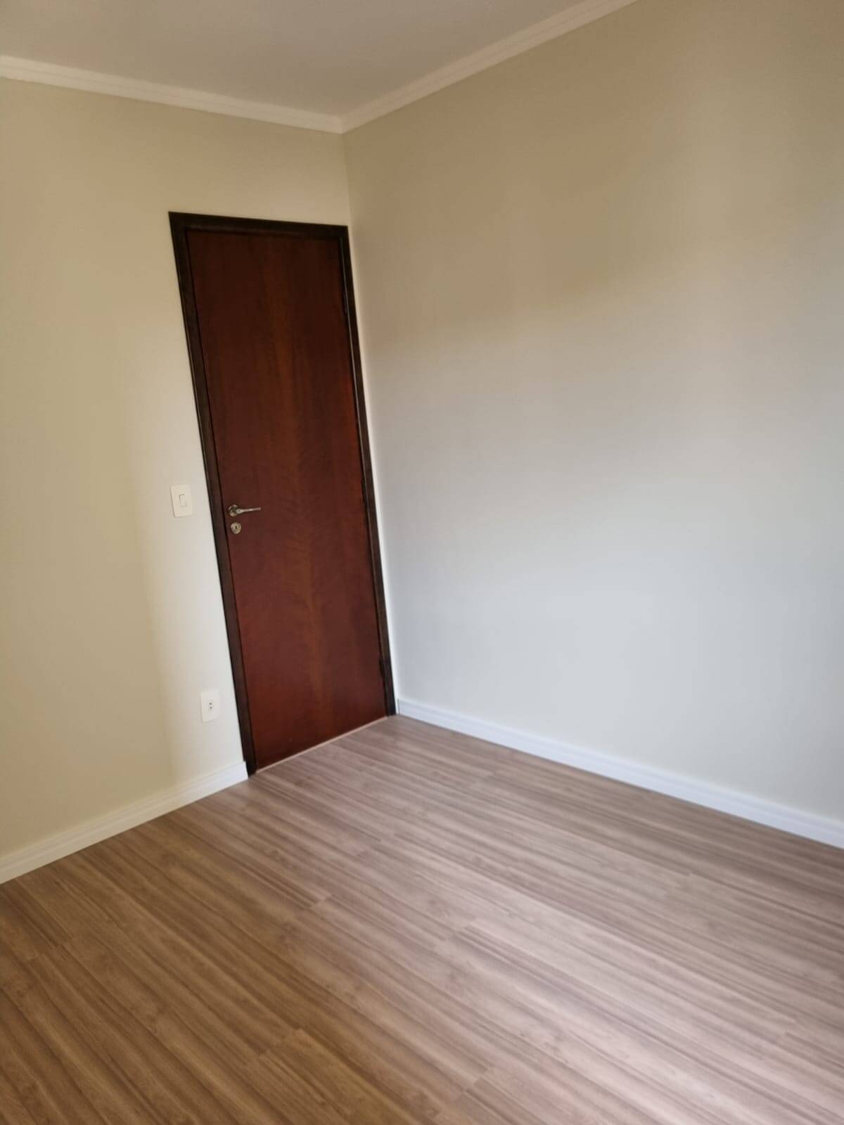 Apartamento à venda com 3 quartos, 97m² - Foto 13