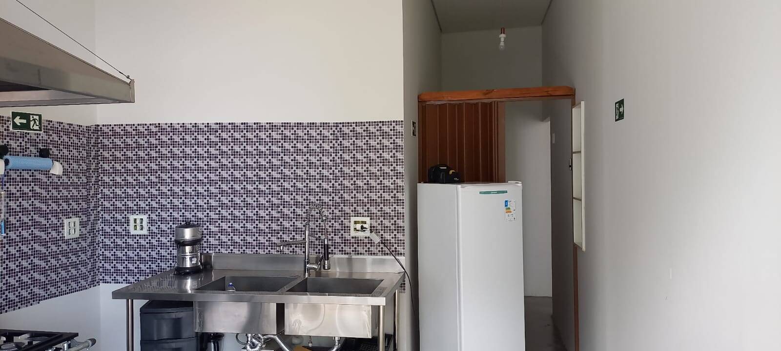 Casa à venda com 3 quartos, 260m² - Foto 6