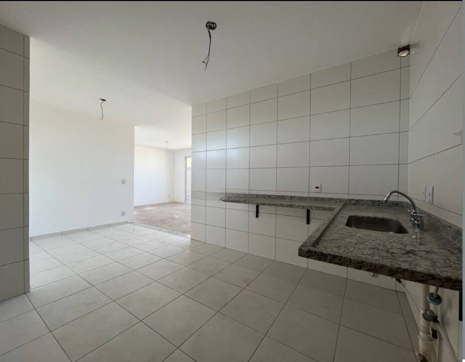 Apartamento à venda com 4 quartos, 230m² - Foto 4