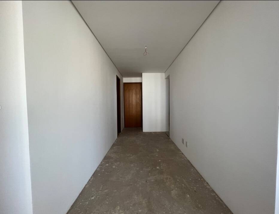 Apartamento à venda com 4 quartos, 230m² - Foto 18