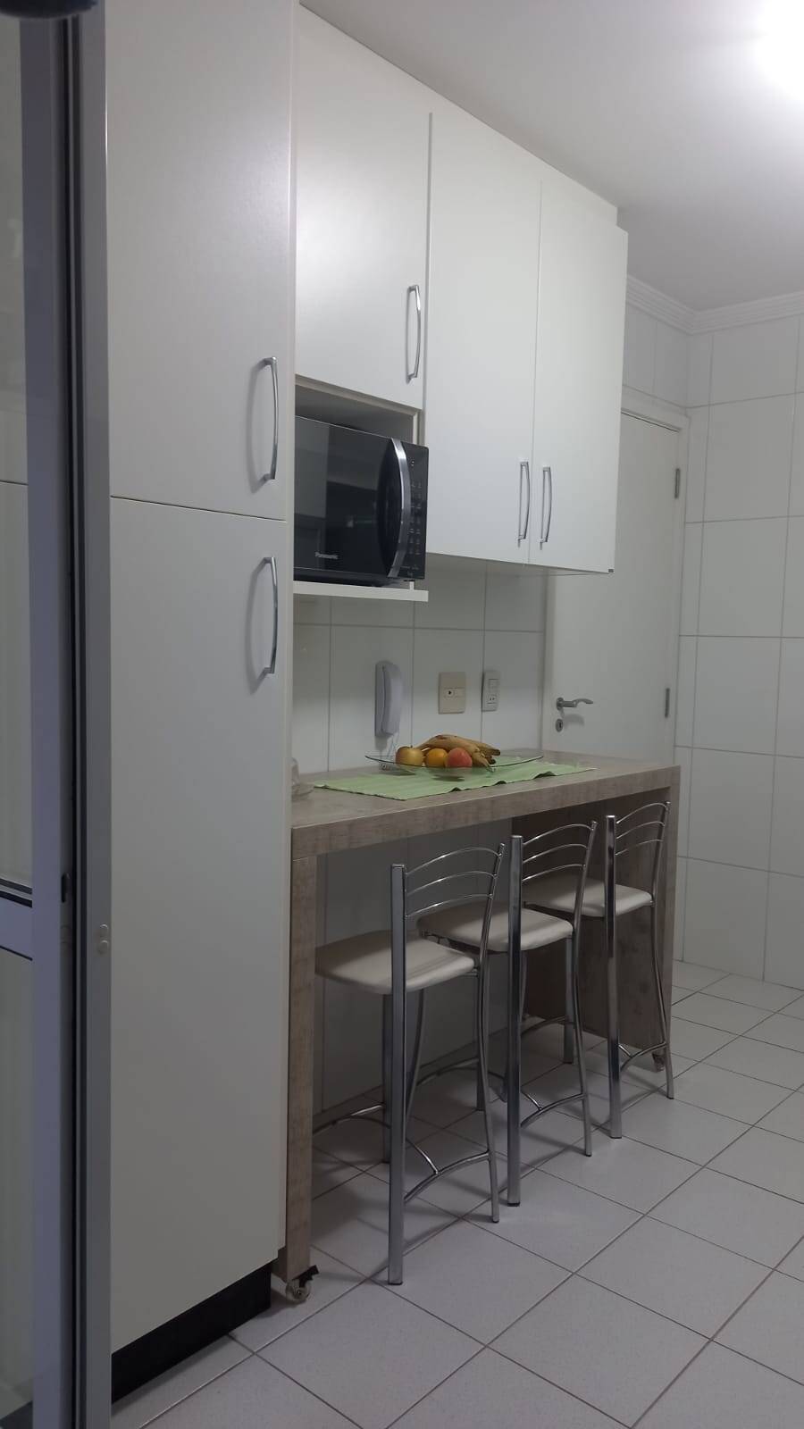 Apartamento à venda com 3 quartos, 90m² - Foto 4