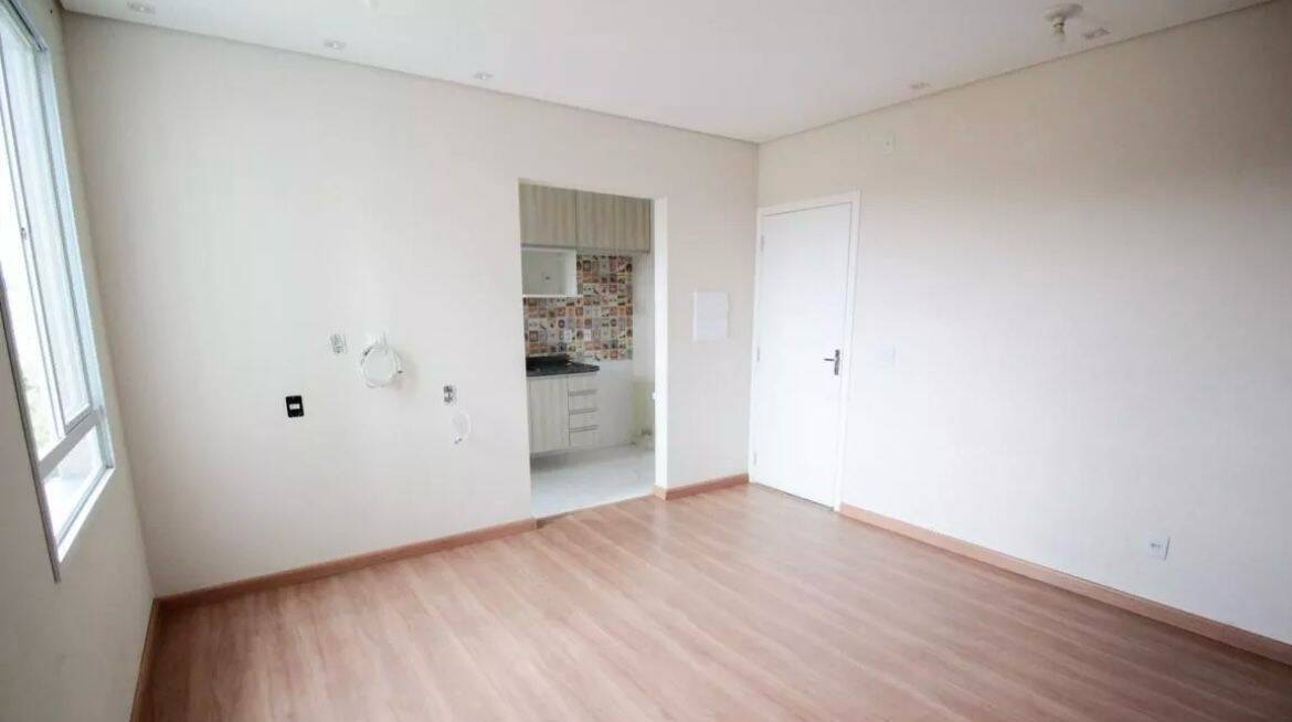 Apartamento à venda com 2 quartos, 45m² - Foto 3