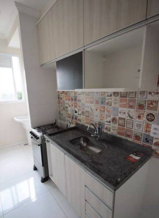 Apartamento à venda com 2 quartos, 45m² - Foto 1