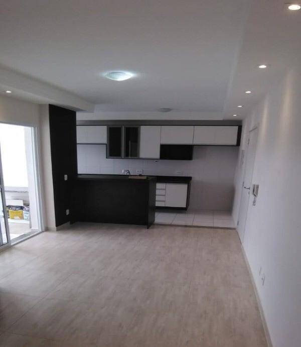 Apartamento à venda com 2 quartos, 64m² - Foto 1