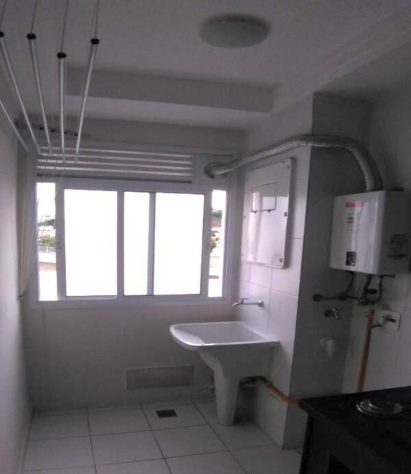 Apartamento à venda com 2 quartos, 64m² - Foto 13