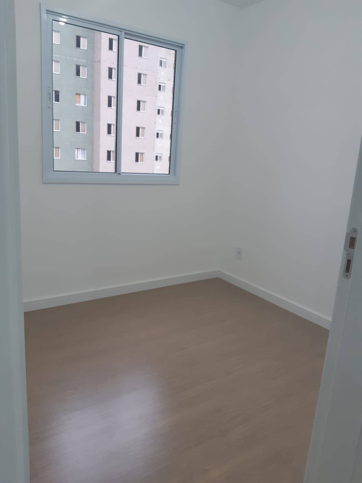 Apartamento à venda com 3 quartos, 64m² - Foto 6