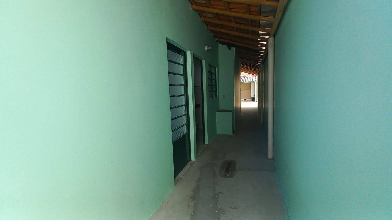 Casa à venda com 2 quartos, 70m² - Foto 8