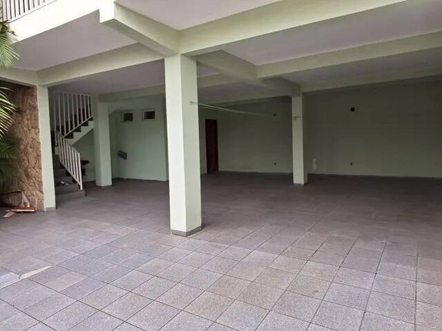 Casa à venda com 3 quartos, 236m² - Foto 19