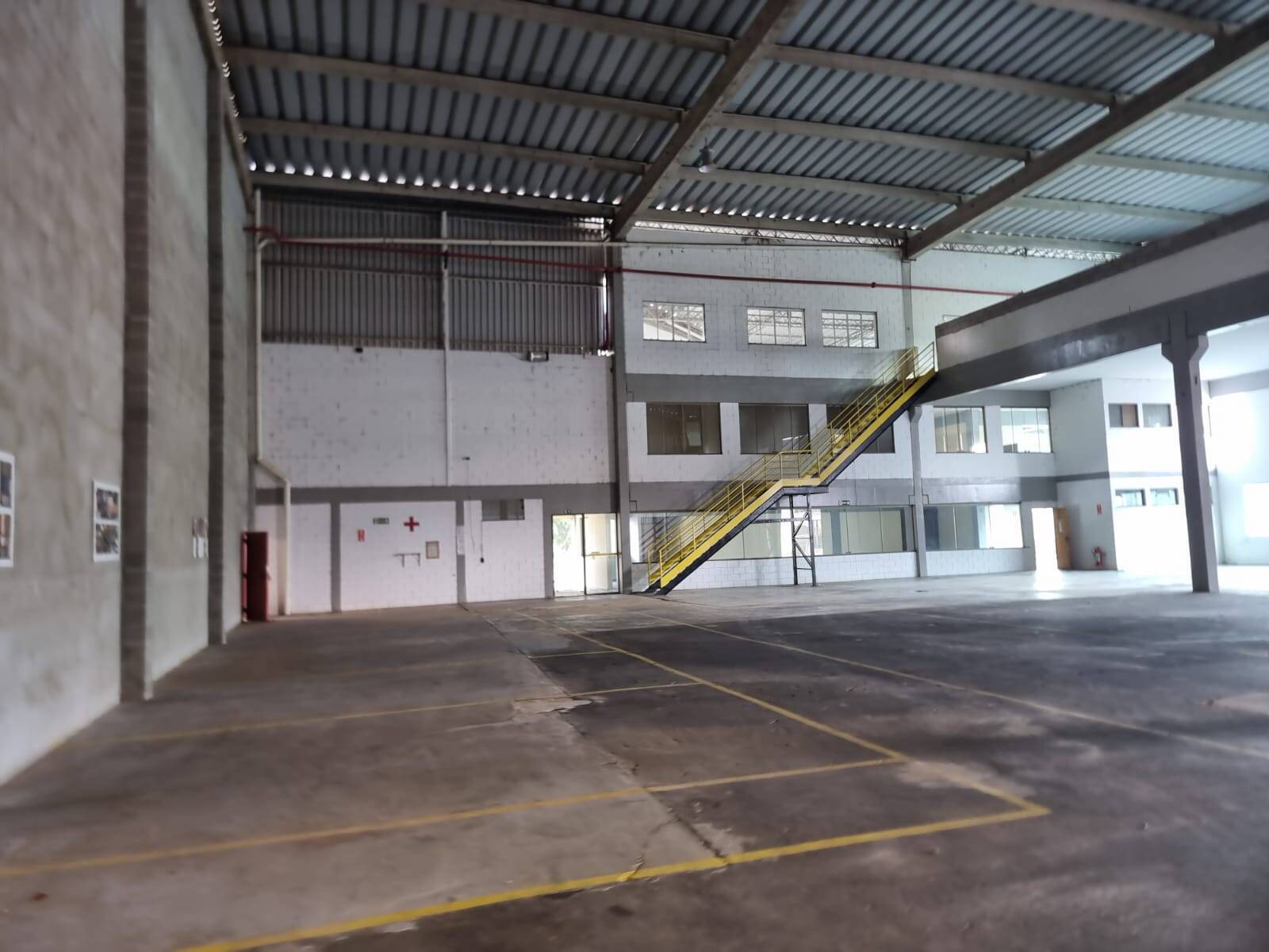 Depósito-Galpão-Armazém para alugar, 5100m² - Foto 6