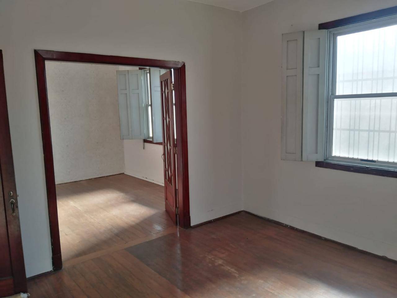 Casa à venda com 3 quartos, 185m² - Foto 4