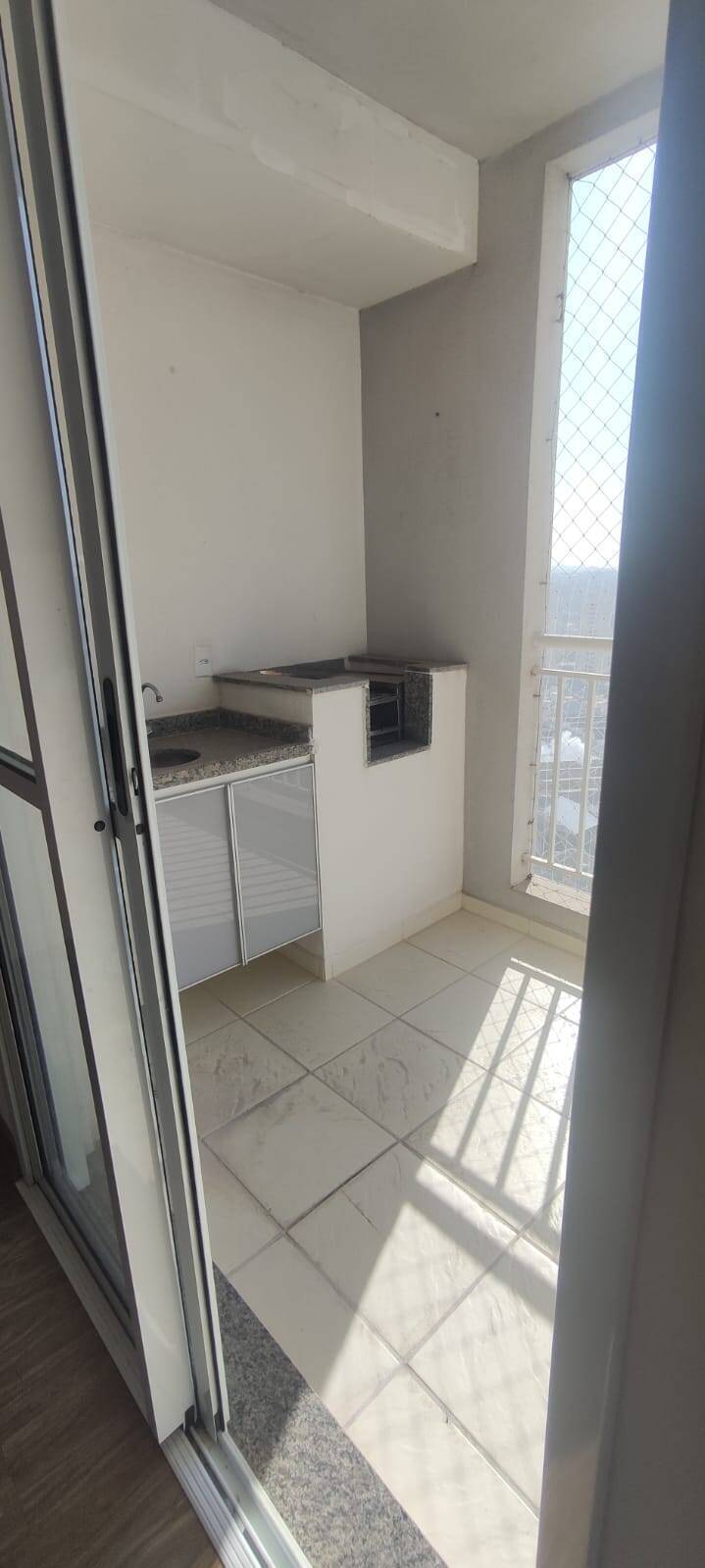 Apartamento à venda com 2 quartos, 83m² - Foto 4