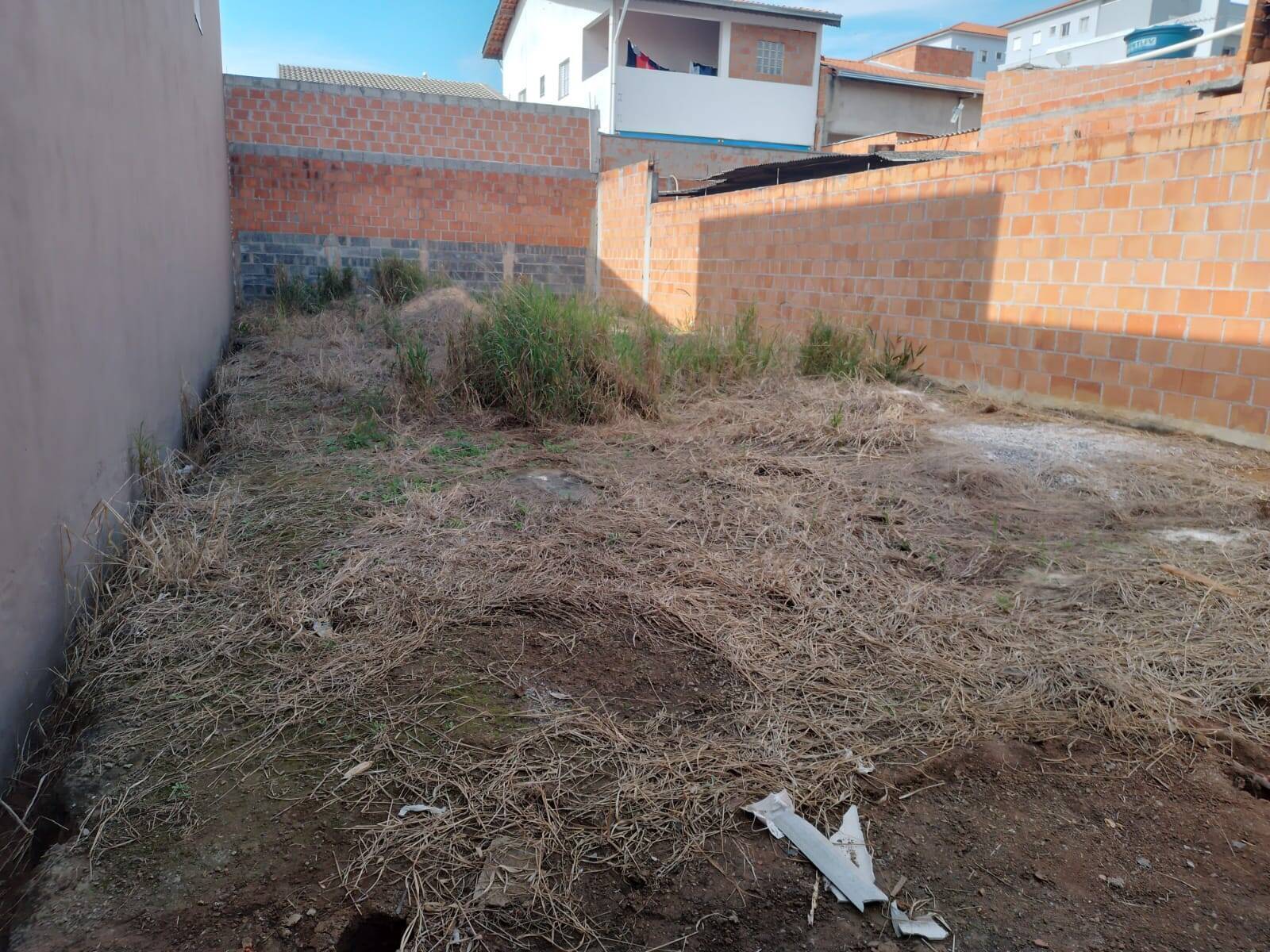 Terreno à venda, 165m² - Foto 1