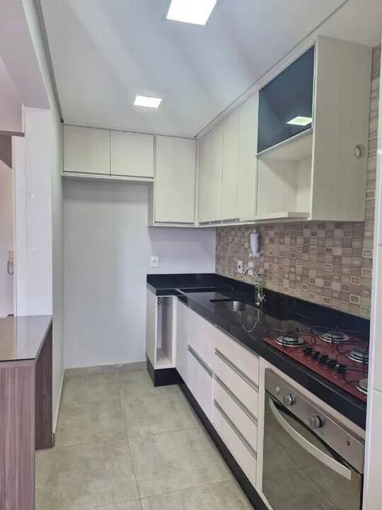 Apartamento à venda com 2 quartos, 60m² - Foto 8