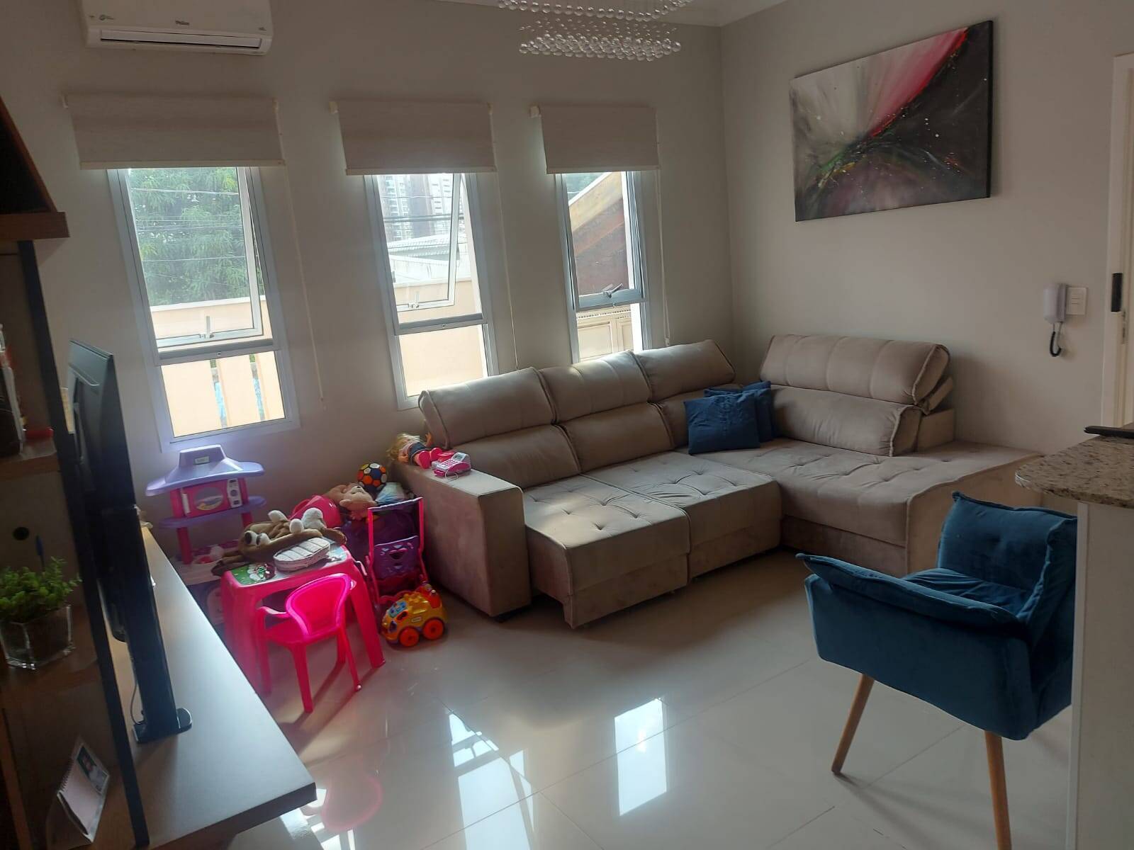 Casa à venda com 3 quartos, 137m² - Foto 3