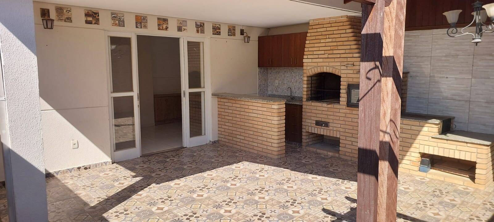 Casa de Condomínio à venda com 3 quartos, 110m² - Foto 1