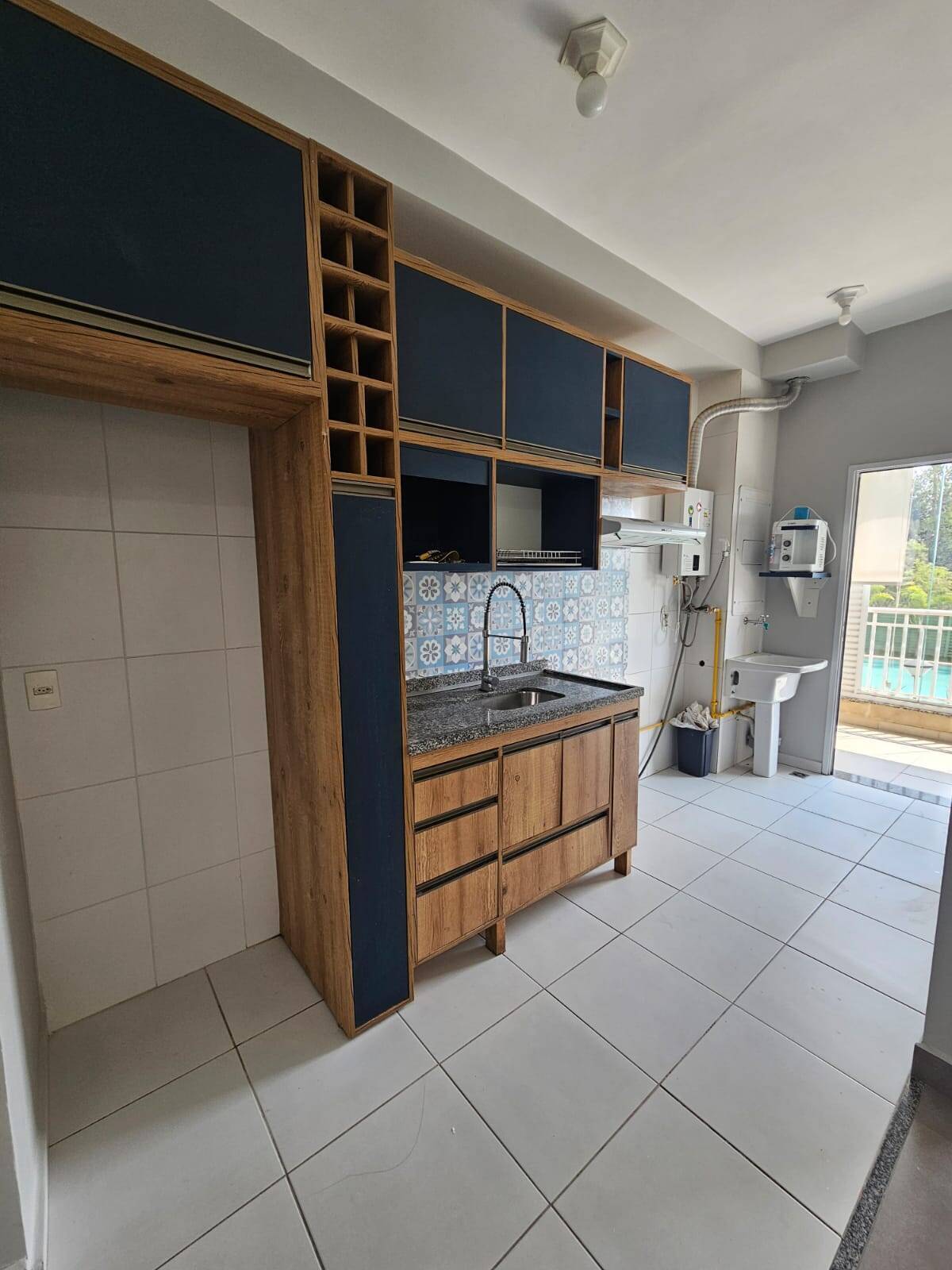 Apartamento à venda e aluguel com 3 quartos, 128m² - Foto 1