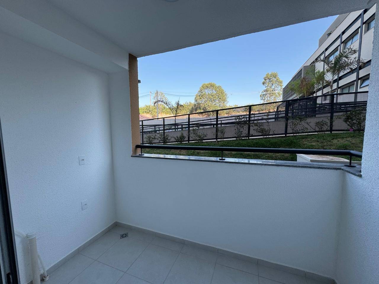 Apartamento à venda com 2 quartos, 64m² - Foto 6