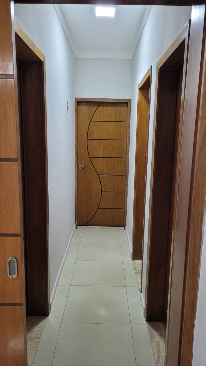 Casa à venda com 3 quartos, 300m² - Foto 5