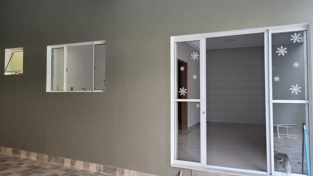 Casa à venda com 3 quartos, 300m² - Foto 15