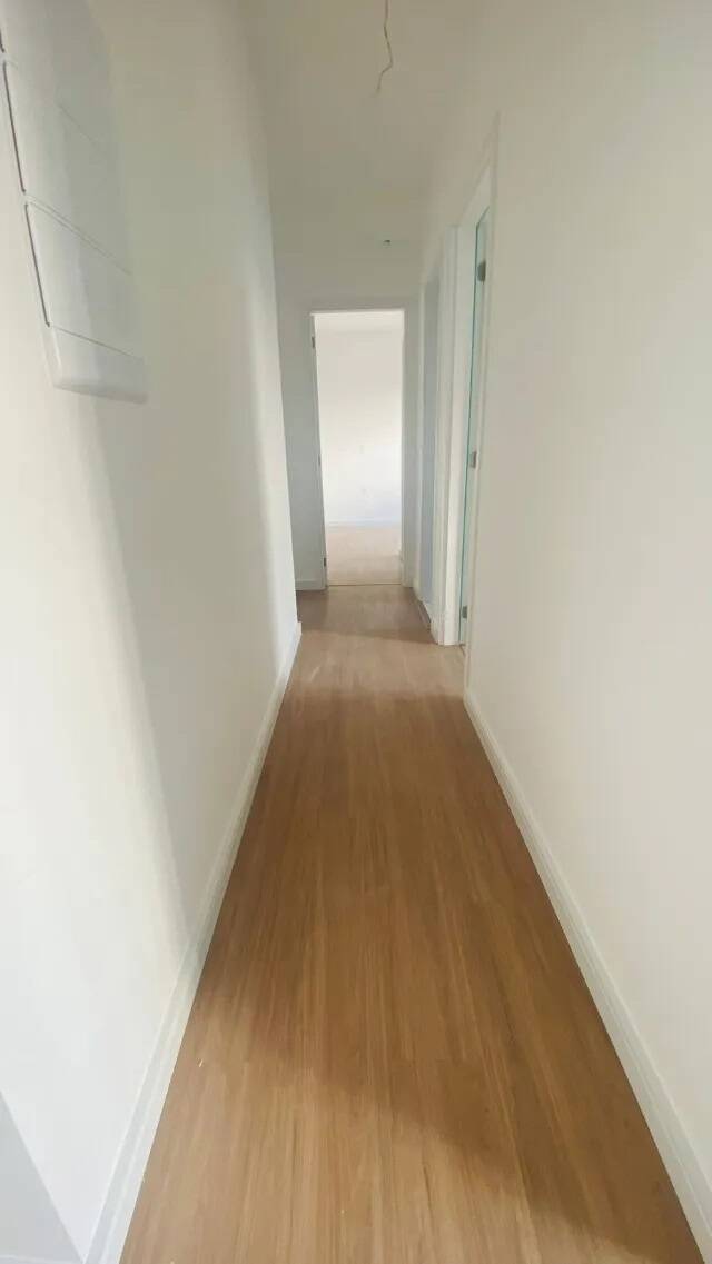 Apartamento à venda com 2 quartos, 61m² - Foto 5