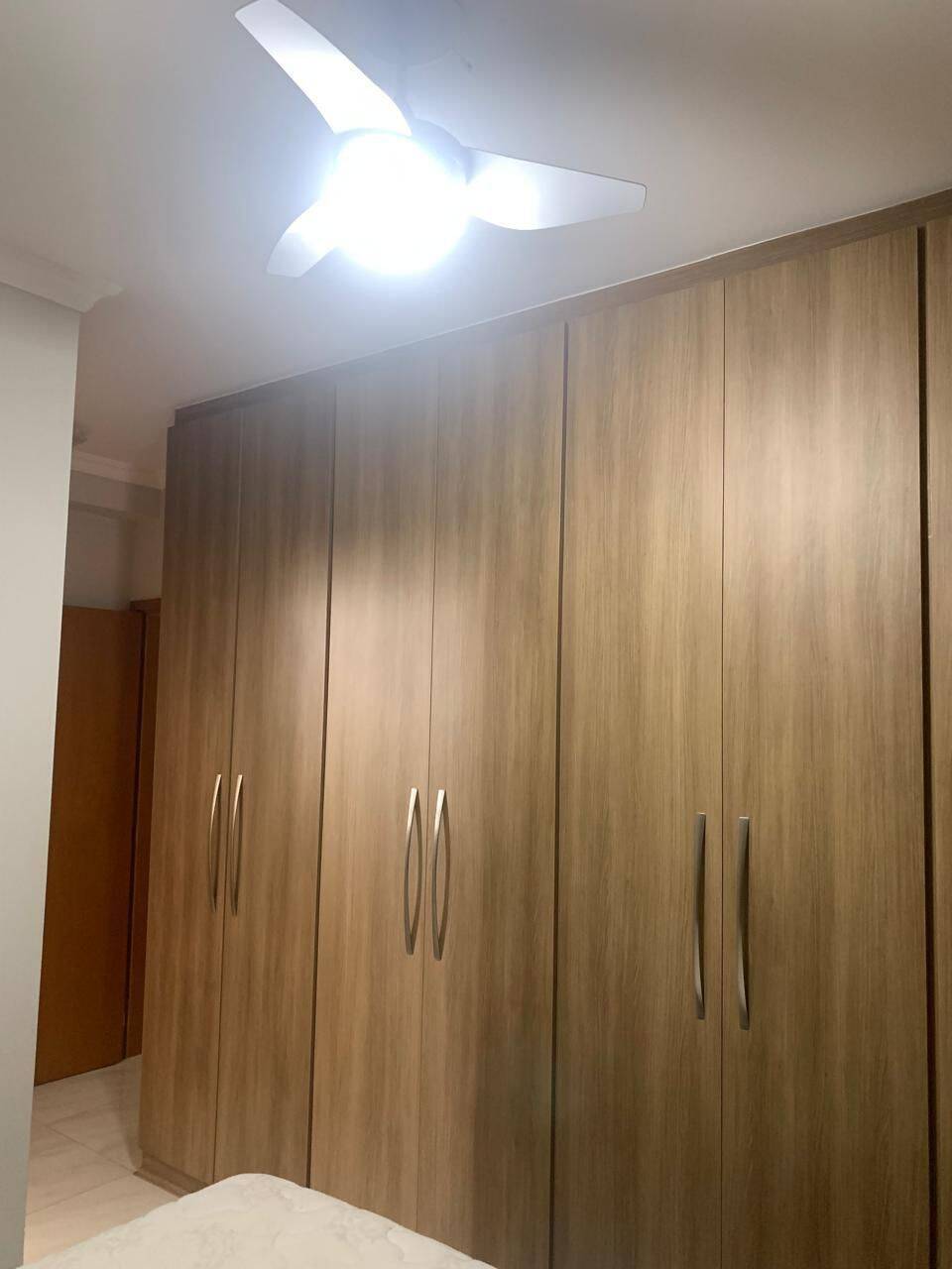 Apartamento para alugar com 2 quartos, 85m² - Foto 11