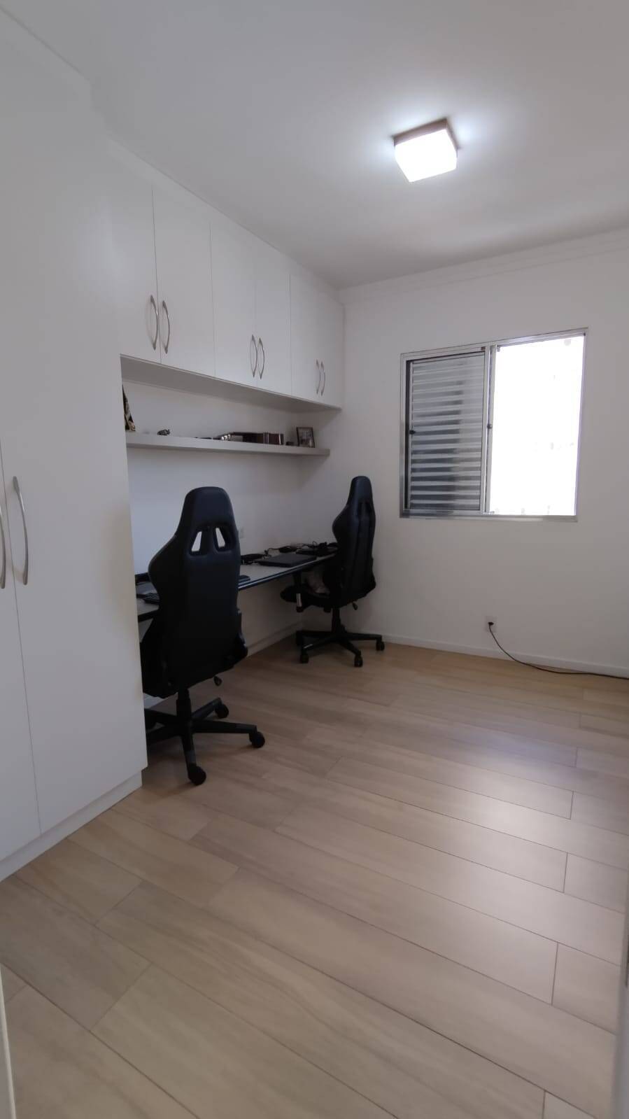 Apartamento à venda com 2 quartos, 62m² - Foto 12