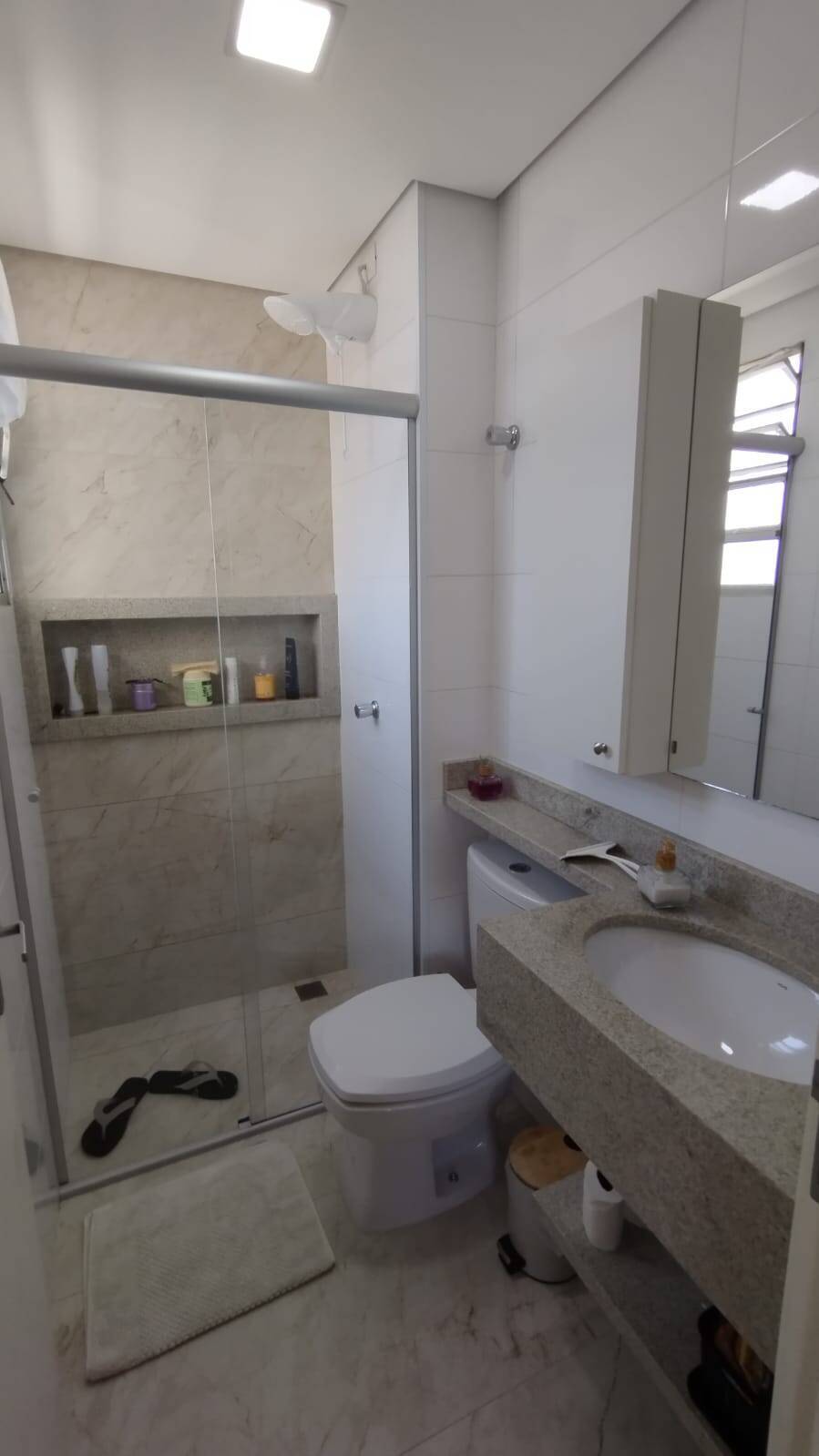 Apartamento à venda com 2 quartos, 62m² - Foto 17