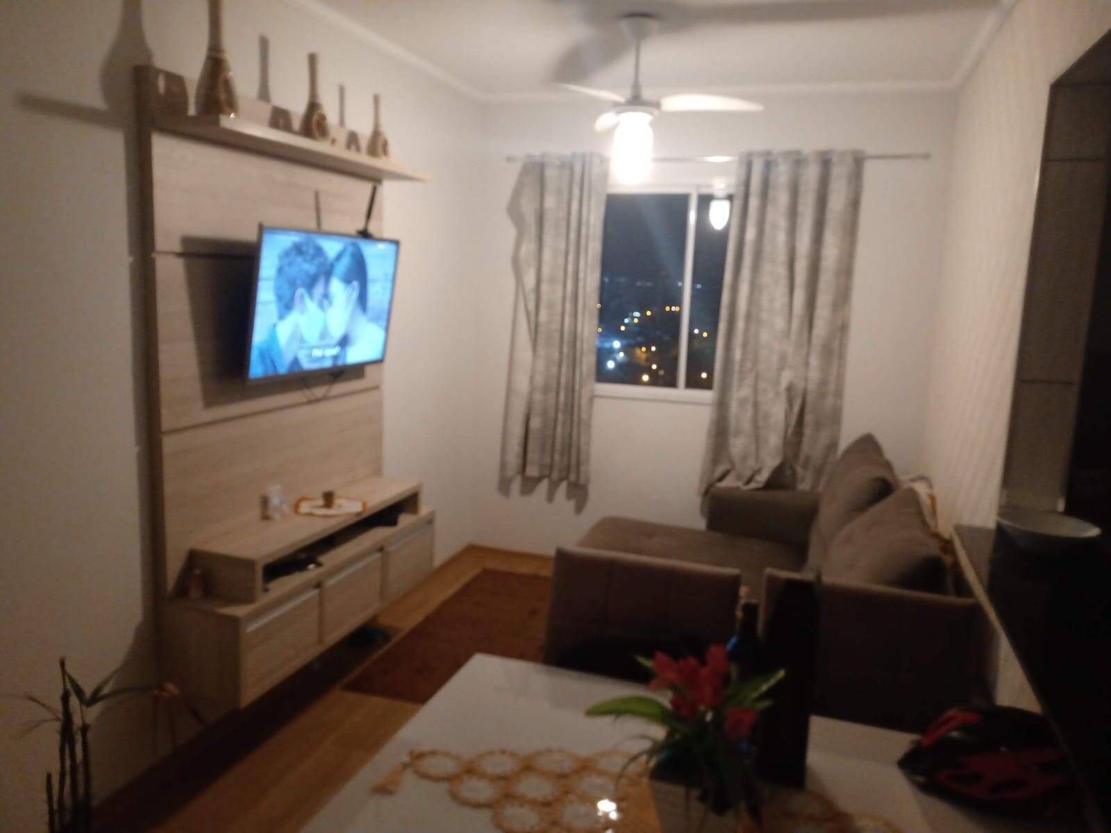 Apartamento à venda com 2 quartos, 54m² - Foto 1